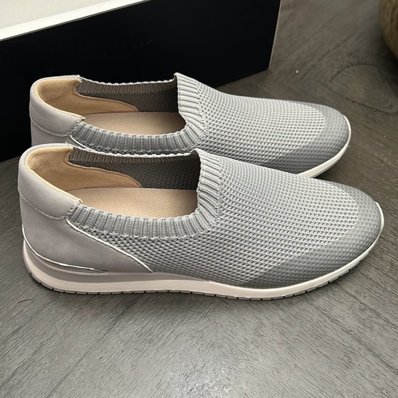 Naturalizer Lafayette French Knit Slip-On Sneakers - Picture 5 of 8